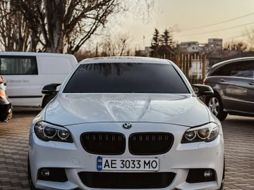 Авто BMW 5 Series 2014 № 7263558
