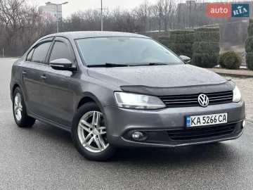 Авто Volkswagen Jetta 2012 № 7268882