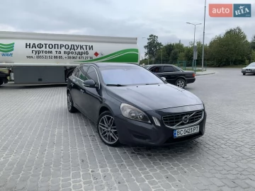 Авто Volvo V60 2012 № 7269027