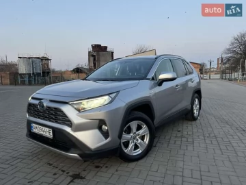 Авто Toyota Rav4 2021 № 7269364