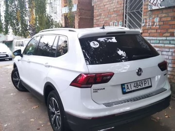 Авто Volkswagen Tiguan 2018 № 7269480