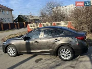 Авто Mazda 3 2017 № 7270314
