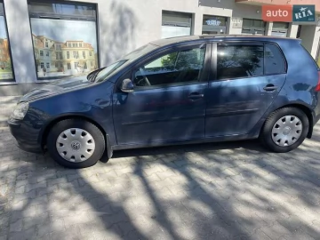Авто Volkswagen Golf 2004 № 7271027