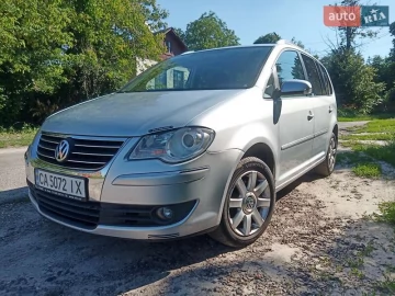 Авто Volkswagen Touran 2007 № 7271149