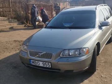 Авто Volvo V70 2006 № 7273795