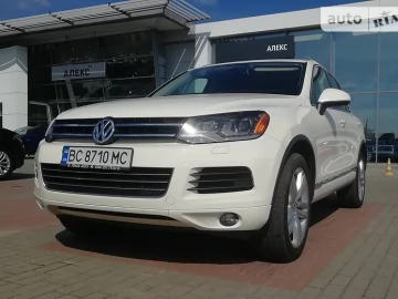 Авто Volkswagen Touareg 2011 № 7274187