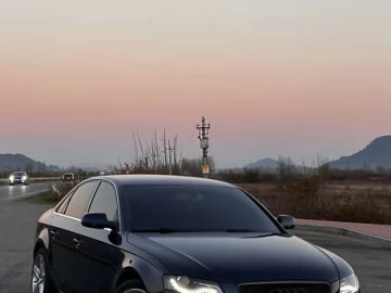 Авто Audi A4 2010 № 7274808