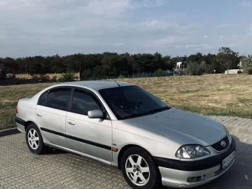 Авто Toyota Avensis 2000 № 7276272