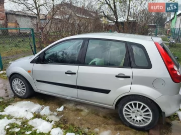 Авто Ford Fiesta 2006 № 7277389