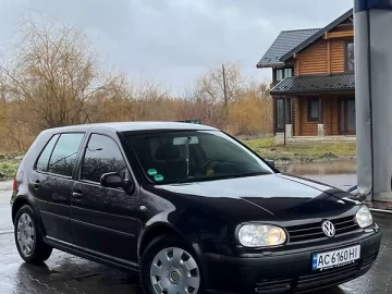 Авто Volkswagen Golf 2000 № 7277408