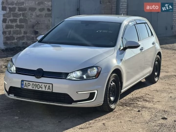 Авто Volkswagen E-Golf 2016 № 7277739