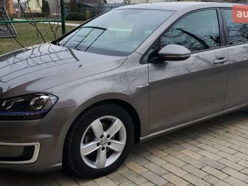 Авто Volkswagen E-Golf 2016 № 7278933