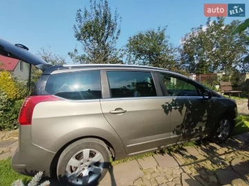 Авто Peugeot 5008 2013 № 7278960