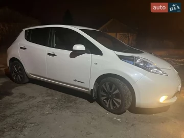 Авто Nissan Leaf 2014 № 7279576
