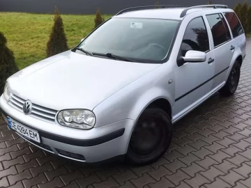 Авто Volkswagen Golf 2001 № 7280403