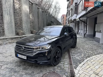 Авто Volkswagen Touareg 2024 № 7281863