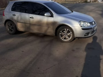 Авто Volkswagen Golf 2004 № 7281931