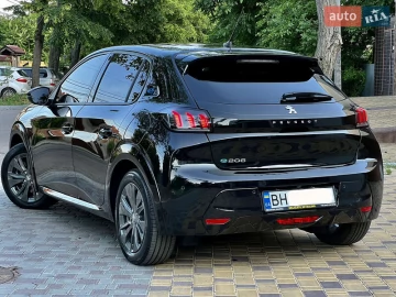 Авто Peugeot E-208 2021 № 7282079