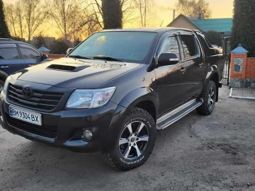 Авто Toyota Hilux 2012 № 7283744