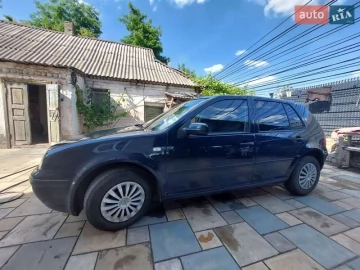 Авто Volkswagen Golf 2002 № 7284628