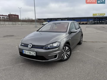 Авто Volkswagen E-Golf 2016 № 7285013