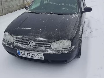 Авто Volkswagen Golf 2000 № 7285405