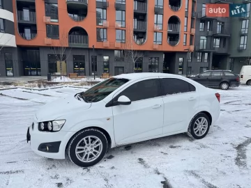 Авто Chevrolet Aveo 2013 № 7285566