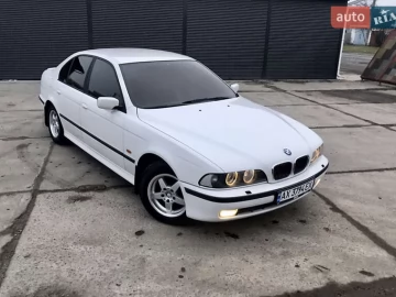 Авто BMW 5 Series 2000 № 7285660