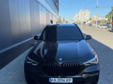 Авто BMW X5 2022 № 7286397