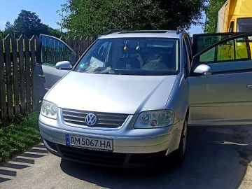 Авто Volkswagen Touran 2004 № 7286772