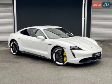 Авто Porsche Taycan 2020 № 7288725