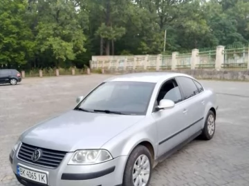 Авто Volkswagen Passat 2004 № 7288846