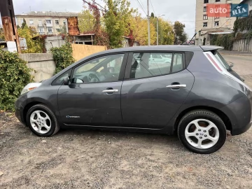 Авто Nissan Leaf 2013 № 7289050