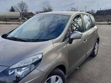 Авто Renault Scenic 2011 № 7290302