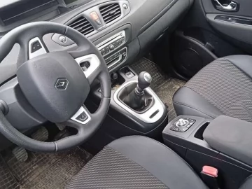 Авто Renault Megane Scenic 2011 № 7291816