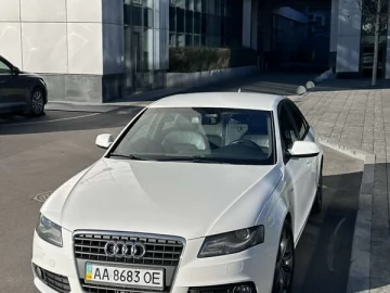 Авто Audi A4 2010 № 7291832