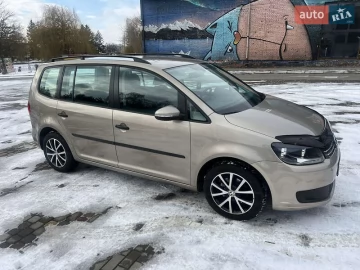 Авто Volkswagen Touran 2012 № 7294916