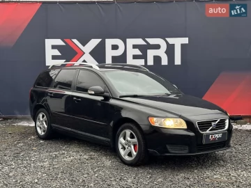 Авто Volvo V50 2010 № 7295595