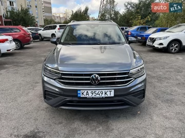 Авто Volkswagen Tiguan 2022 № 7296135