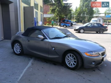 Авто BMW Z4 2003 № 7296925