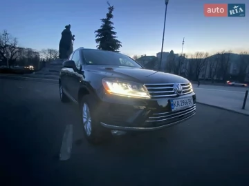 Авто Volkswagen Touareg 2016 № 7297112