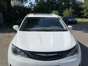Авто Chrysler Pacifica 2018 № 7297139