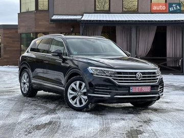 Авто Volkswagen Touareg 2019 № 7297167