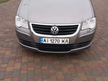 Авто Volkswagen Touran 2008 № 7297660
