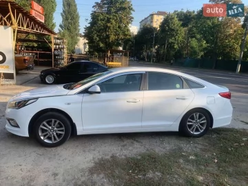 Авто Hyundai Sonata 2015 № 7297776