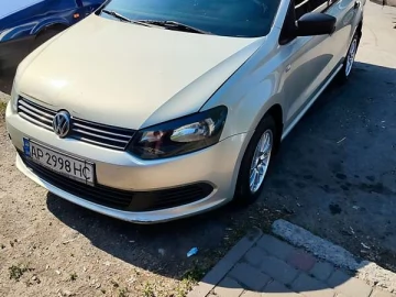 Авто Volkswagen Polo 2012 № 7298646