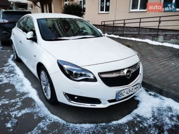 Авто Opel Insignia 2015 № 7298921