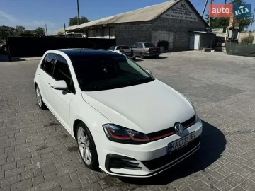 Авто Volkswagen Golf 2016 № 7299040