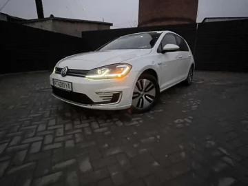 Авто Volkswagen E-Golf 2019 № 7299084