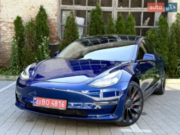 Авто Tesla Model 3 2021 № 7299283